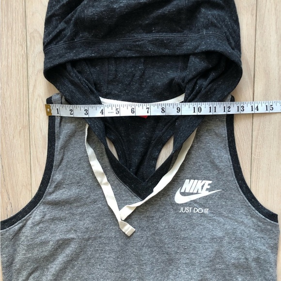 Nike Racerback Hooded V Neck Tank Top in Grey Size L - Picture 2 of 11